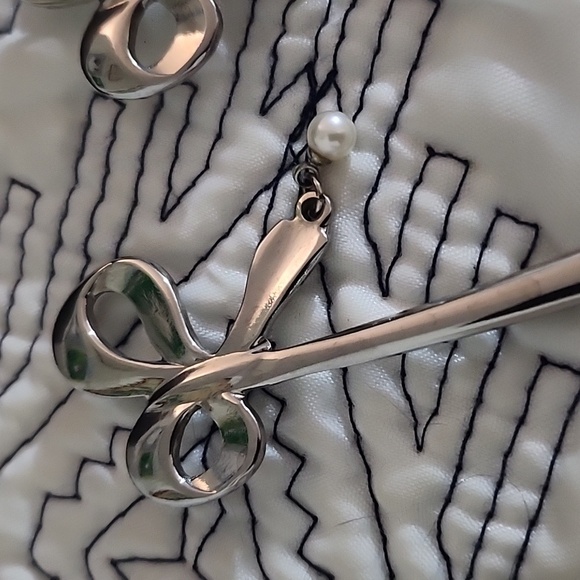 ❤️ Mikimoto International Pearl Silver Tone Fork Set - Picture 3 of 11